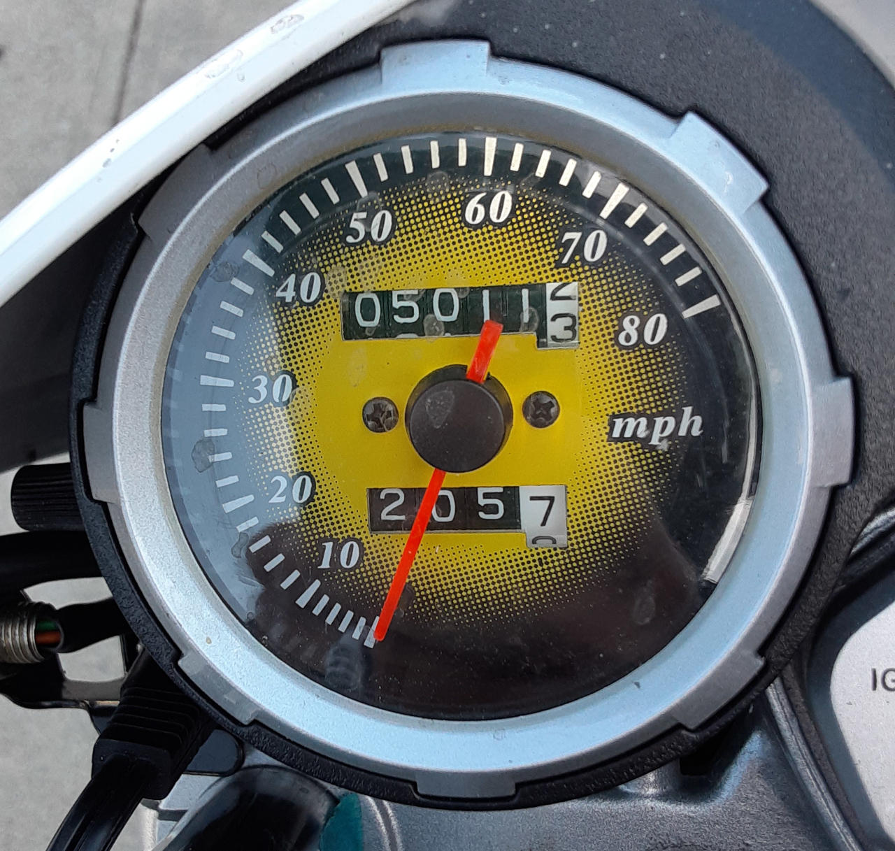 TaoTao TBR7 Motorcycle speedometer and odometer.