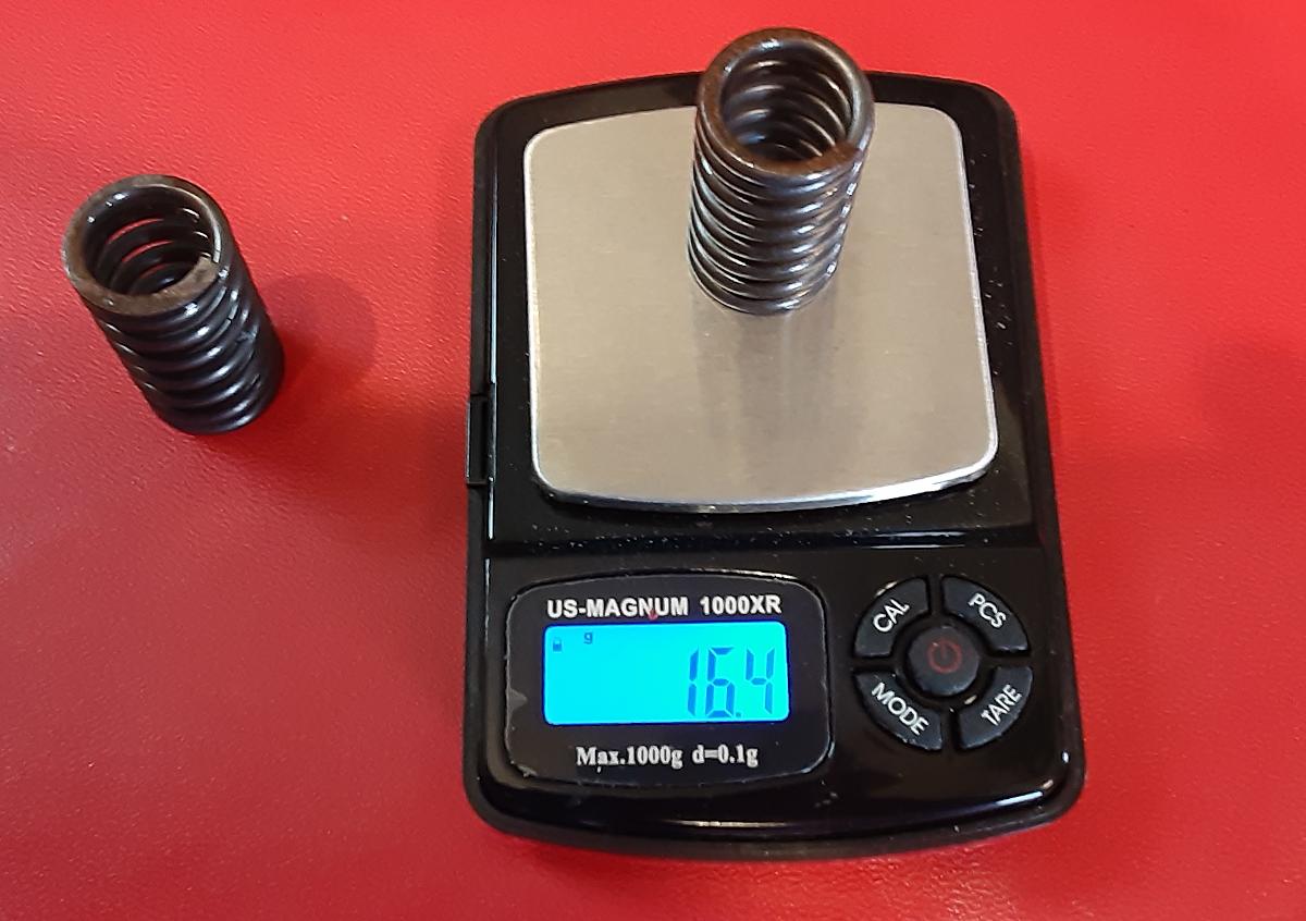 Weight of heavy duty clutch spring.